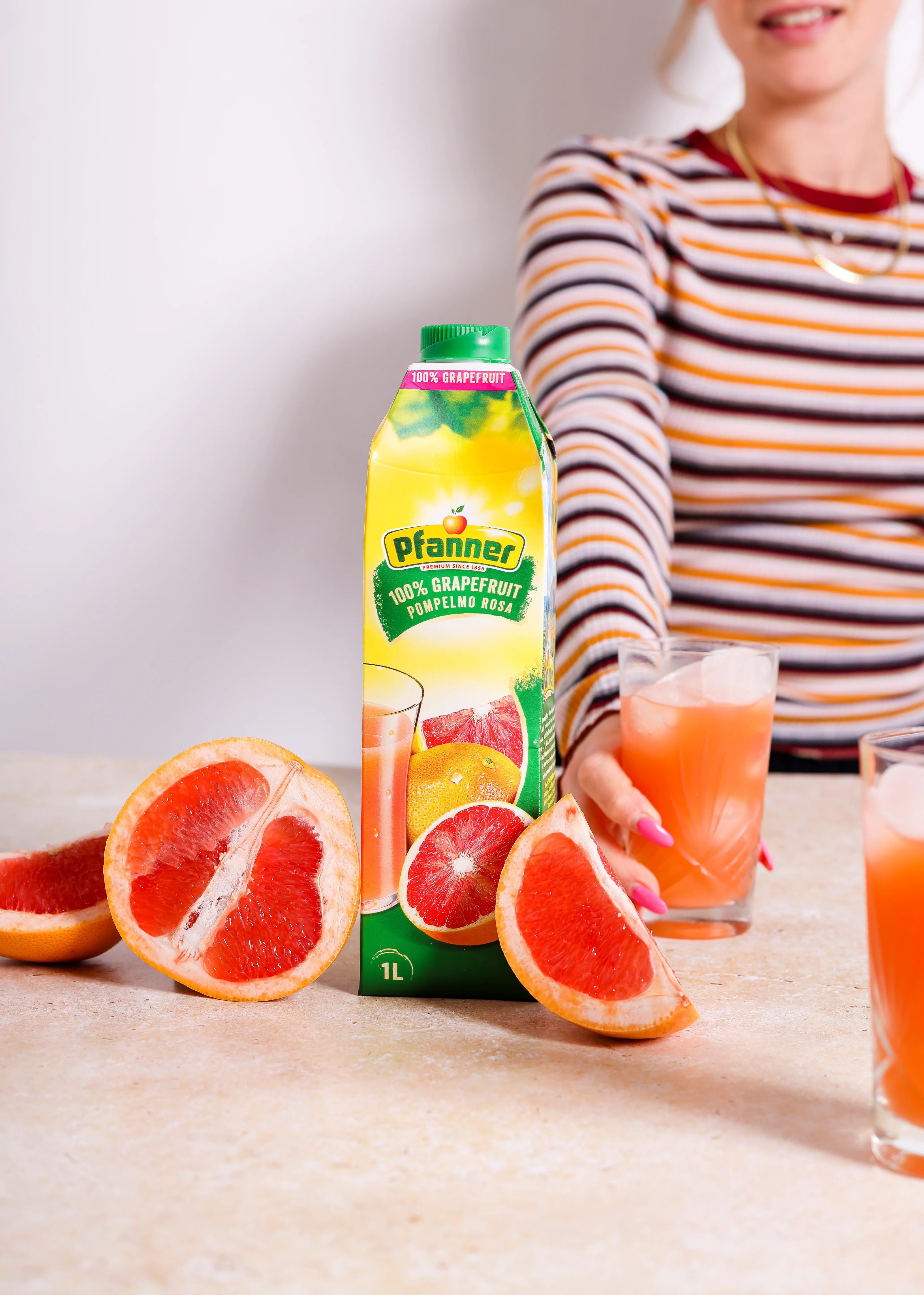 Pfanner Pink Grapefruitsaft - 8x1L - Image 3